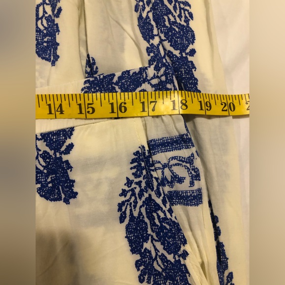 SheIn Curve leaf print, tie top with flowy pants, 3X - Picture 11 of 12